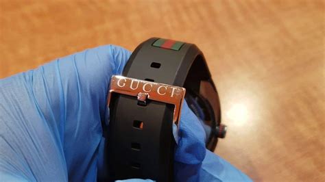 how to tell the fake gucci watch